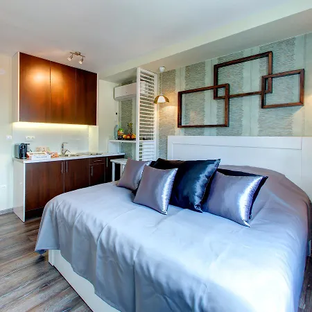 Luxury Yasmine Apartment *
